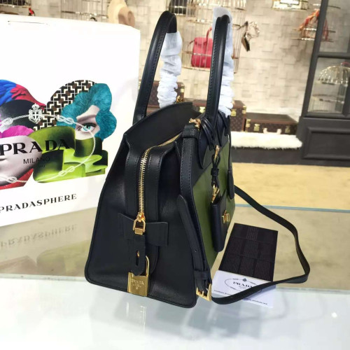 Pra*a-esplanade-replica-bag-6