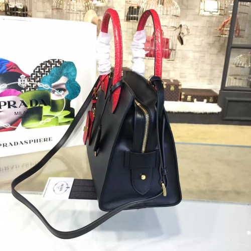 Pra*a-esplanade-replica-bag-black-3