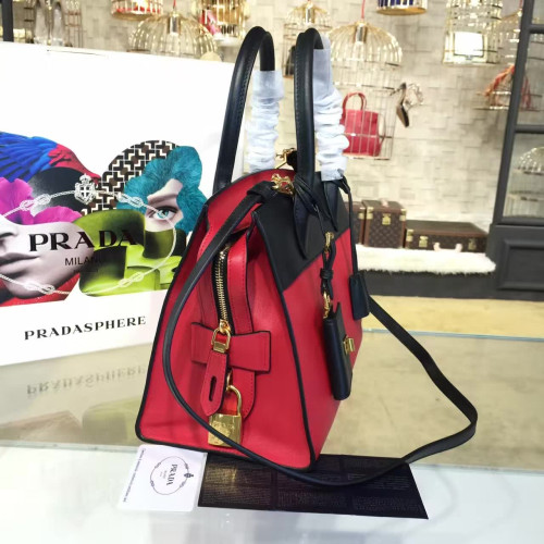 Pra*a-esplanade-replica-bag-red-3