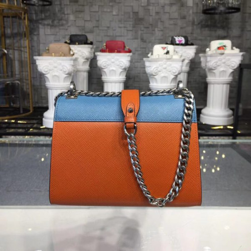 Pra*a-monochrome-logo-5