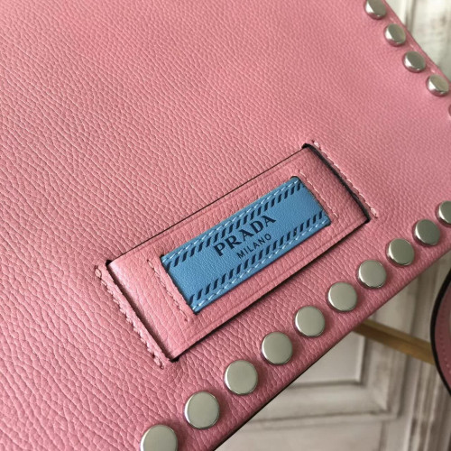 Pra*a-shoulder-bag-3