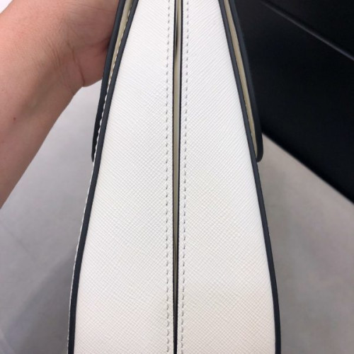 Pra*a-sidonie-large-saffiano-bag-4