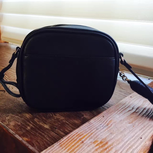 Y*L-monogram-blogger-replica-bag-black