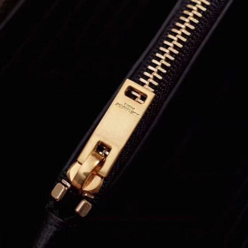 Y*L-monogram-kate-139