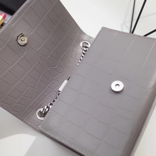 Y*L-monogram-kate-47